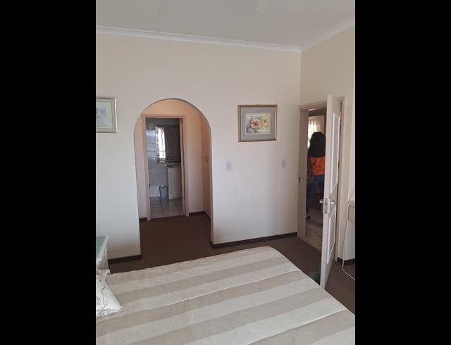 3 BEDROOM DUPLEX FOR SALE IN UVONGO BEACH
